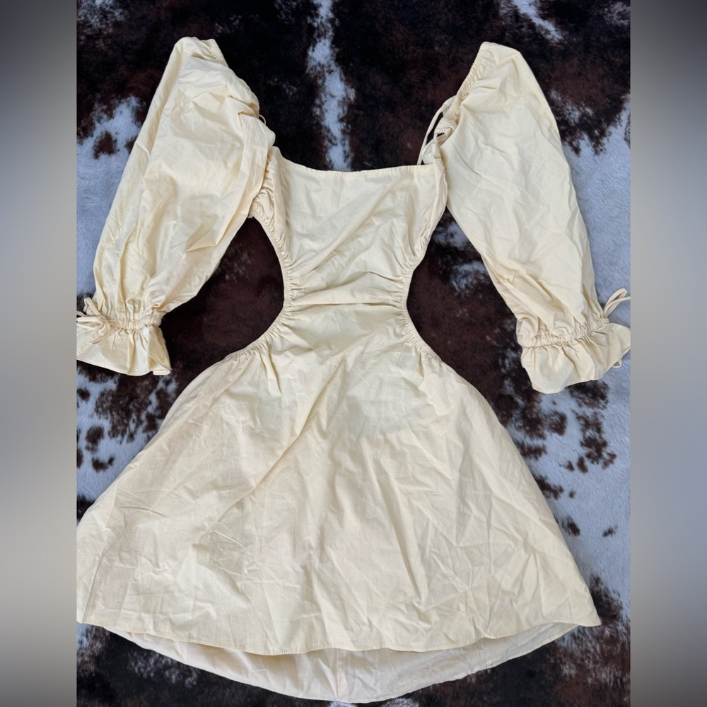 Small et clet Open Back Mini Dress